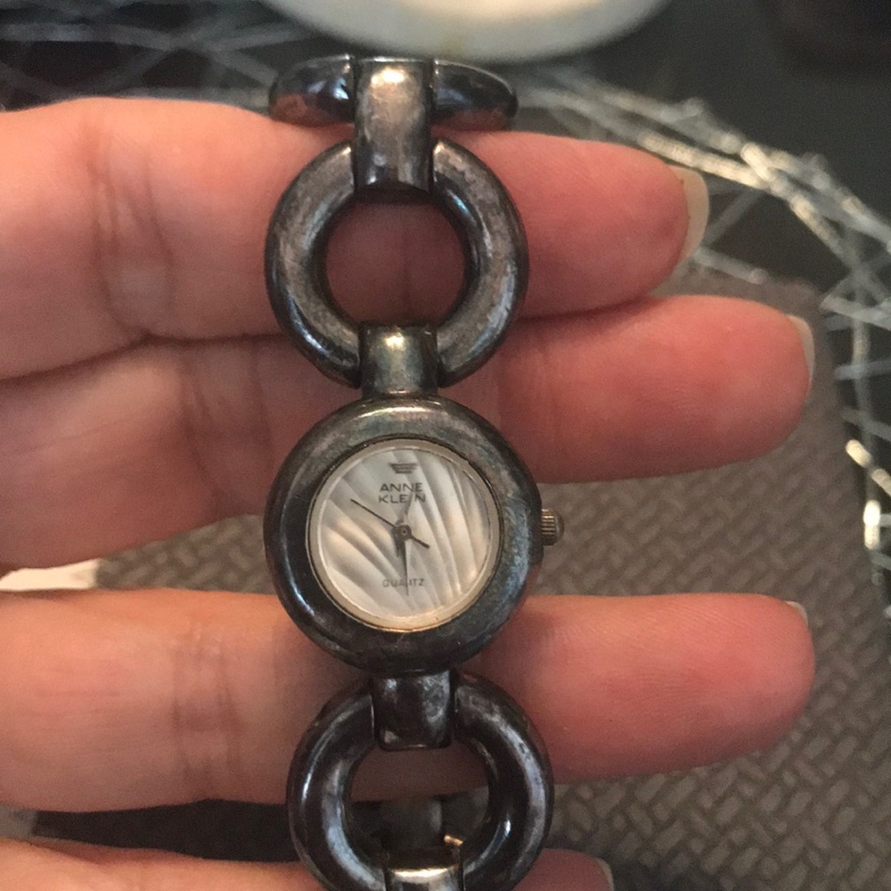 Watch - Picture 3 of 4